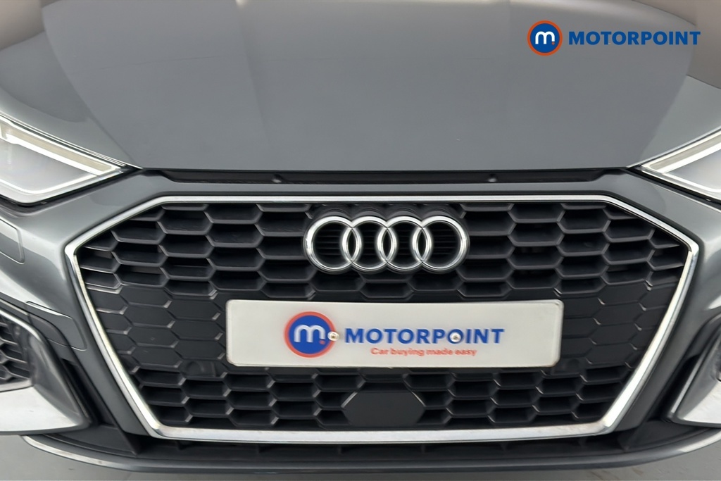Audi A3 Audi 35 Tfsi Edition 1 S Tronic Comfortsound Black #33