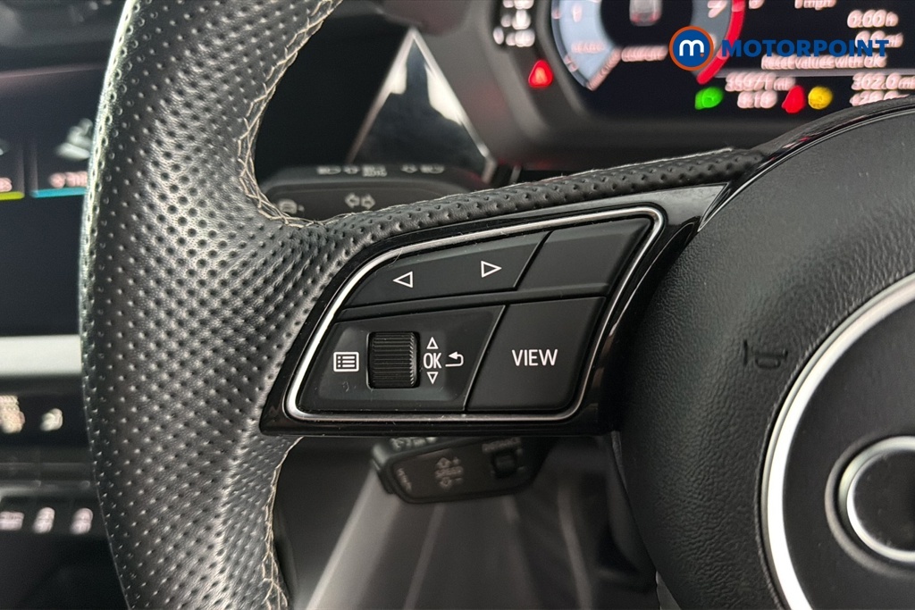 Audi A3 Audi 35 Tfsi Edition 1 S Tronic Comfortsound Black #11