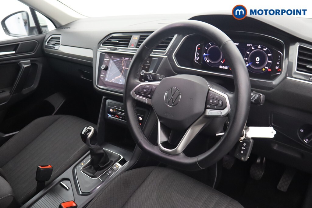 Volkswagen Tiguan Allspace 1.5L Elegance Silver #9