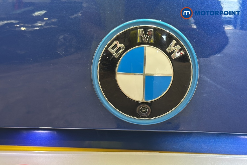 BMW i4 40 83.9Kwh M Sport Gran Coupe Ed White #38