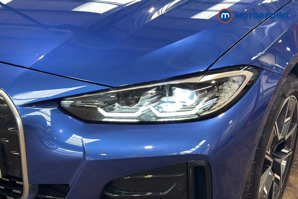 BMW i4 40 83.9Kwh M Sport Gran Coupe Ed White #42