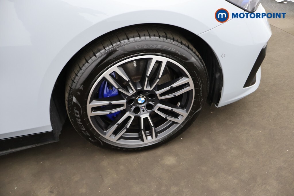 BMW i5 40 83.9Kwh M Sport Saloon Edrive Black #11