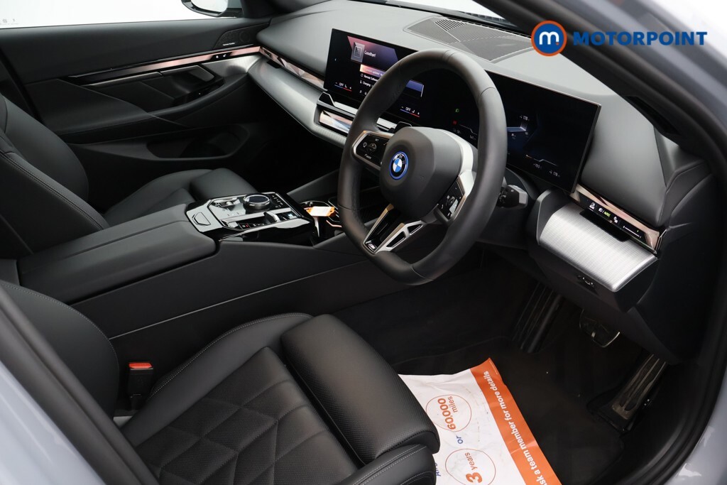 BMW i5 40 83.9Kwh M Sport Saloon Edrive Black #22