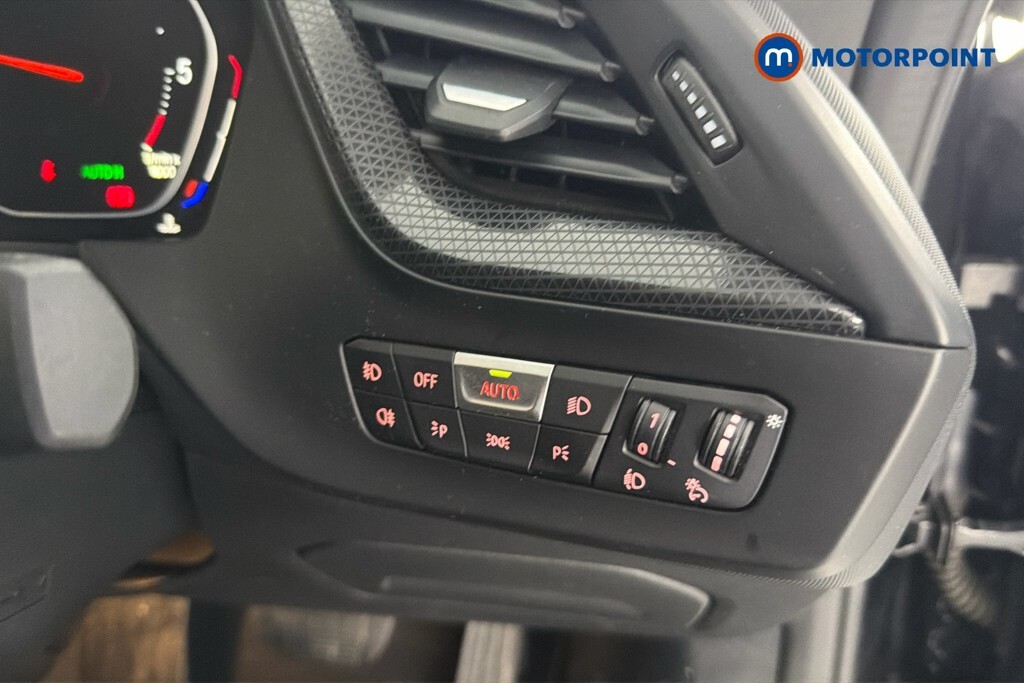 BMW 2 Series 2.0 220I Gpf Sport Dct Euro 6 Ss White #24