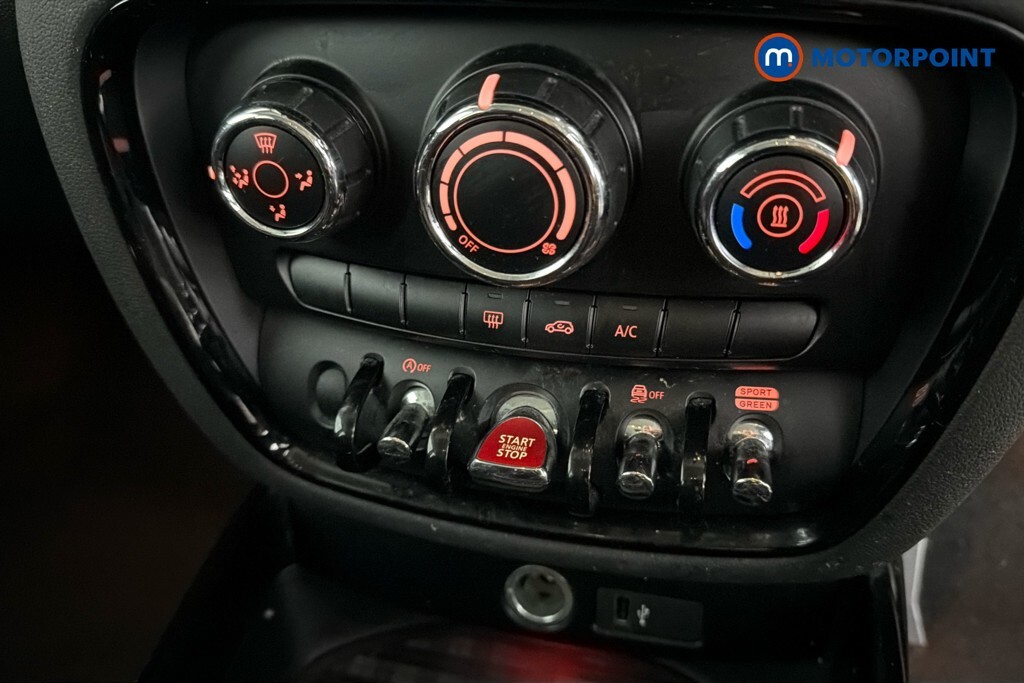 Mini Clubman 1.5 Cooper Exclusive Premium Plus 6Dr Grey #17