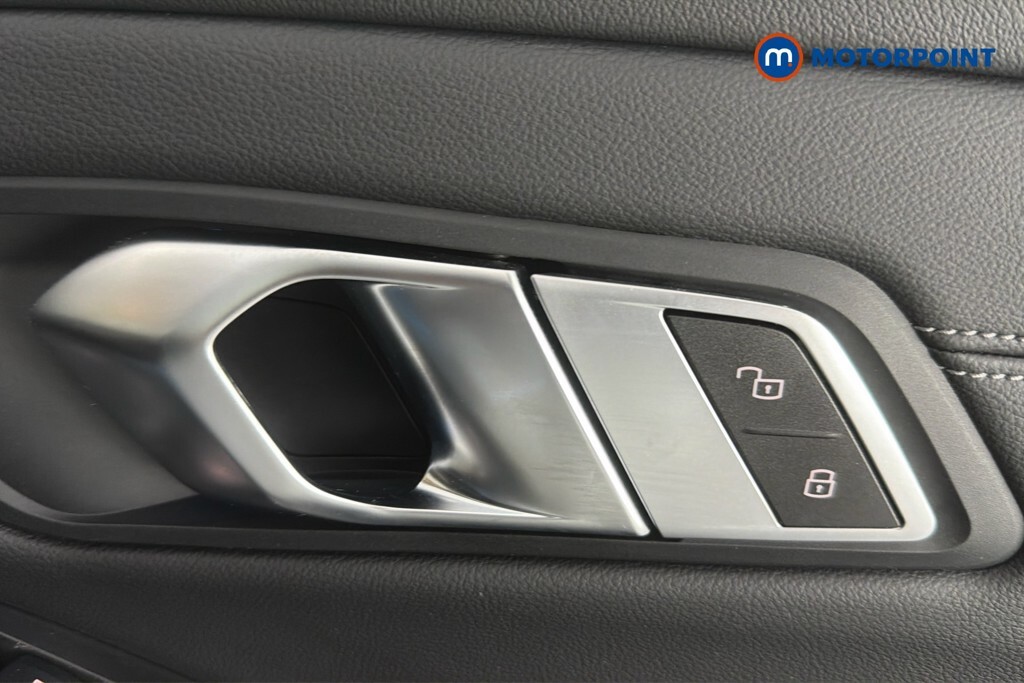 BMW 3 Series 320I M Sport Touring Black #43