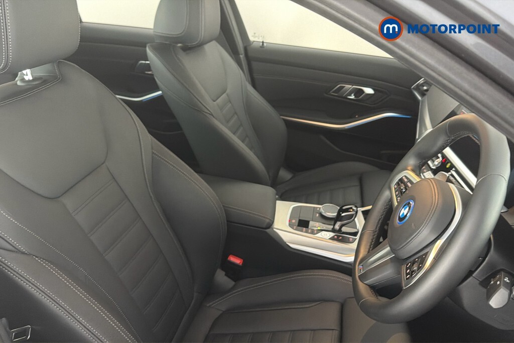 BMW 3 Series 320I M Sport Touring Black #29