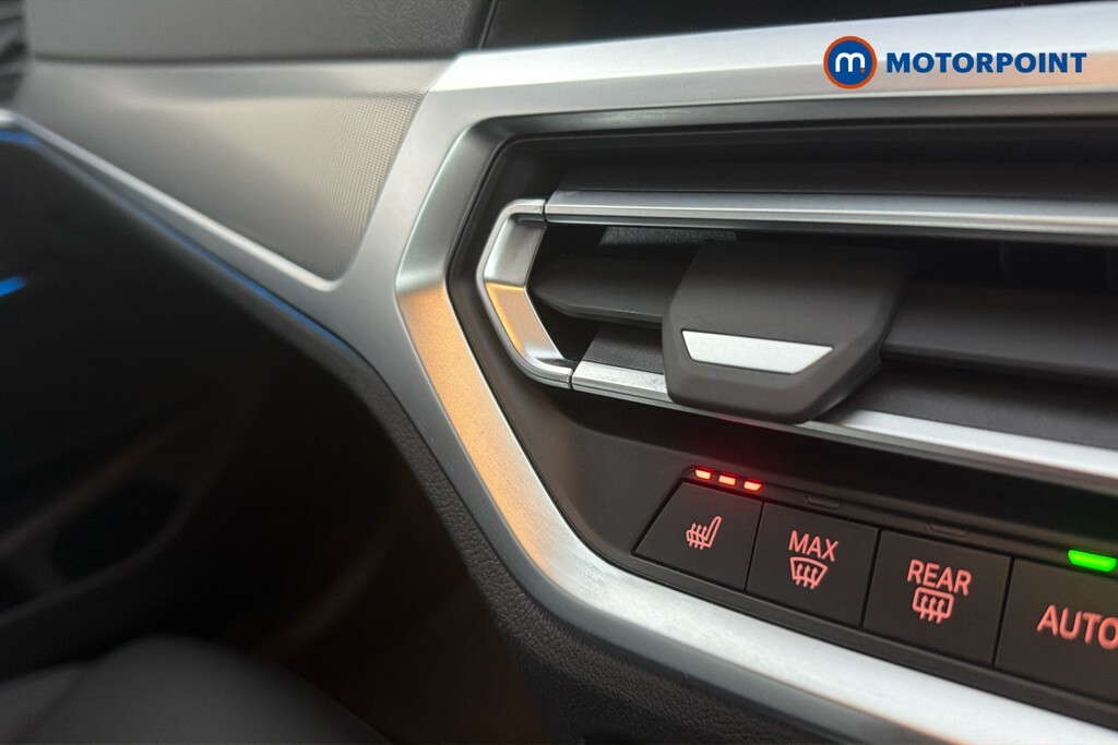BMW 3 Series 320I M Sport Touring Black #22
