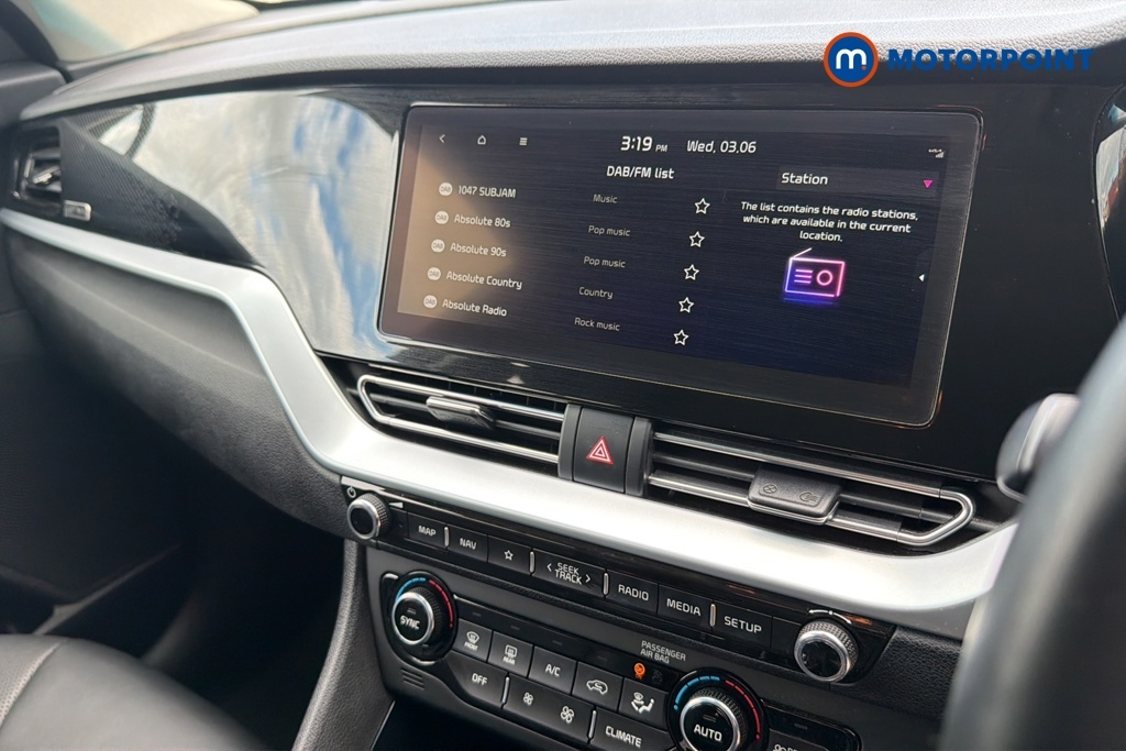 Kia Niro 1.6 Gdi Hybrid 2 Dct Estate Red #15
