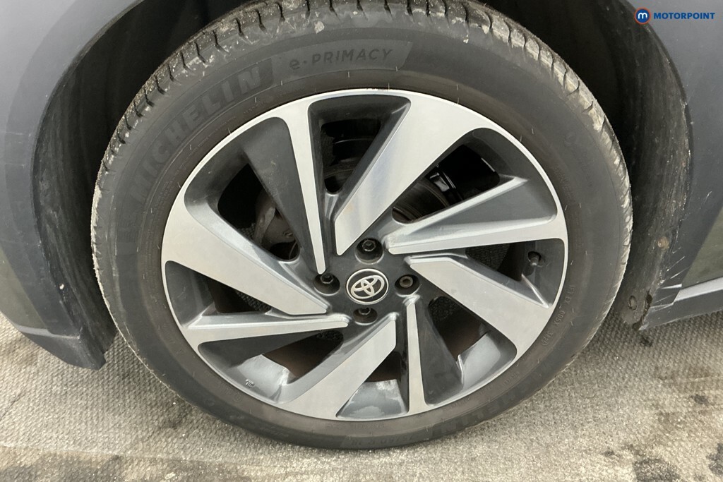 Toyota Aygo X 1.0 Vvt-i Edge Red #40