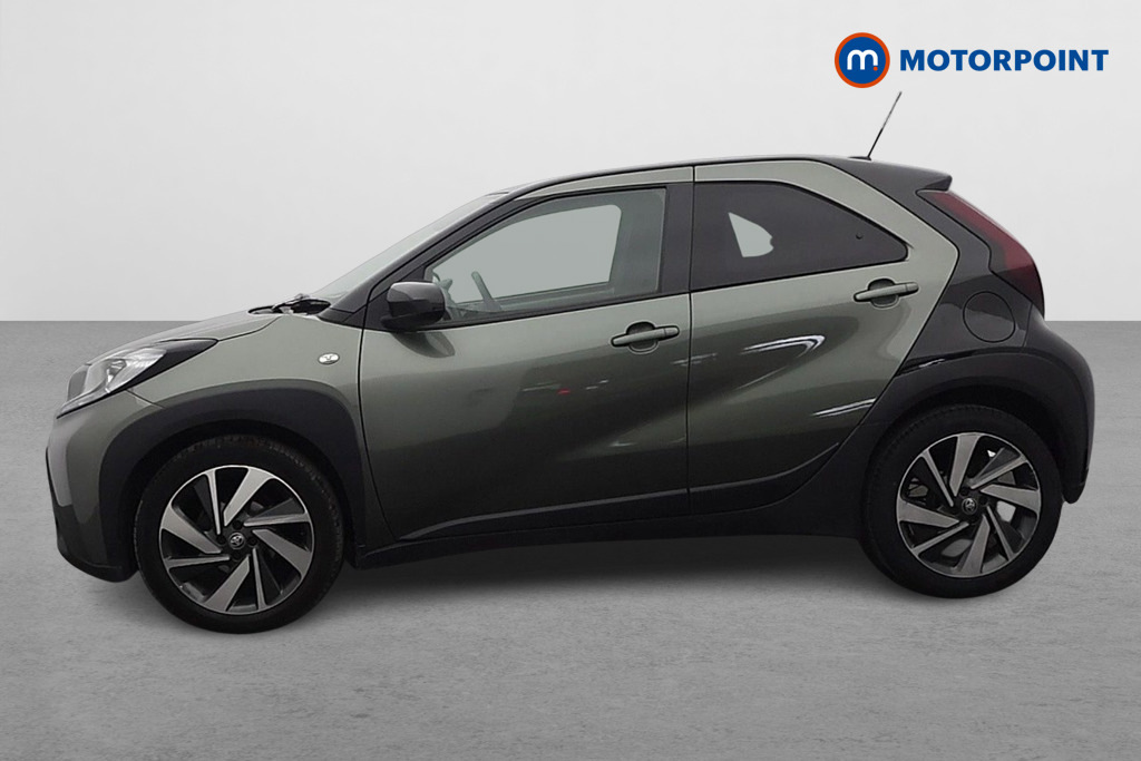 Toyota Aygo X 1.0 Vvt-i Edge Green #4