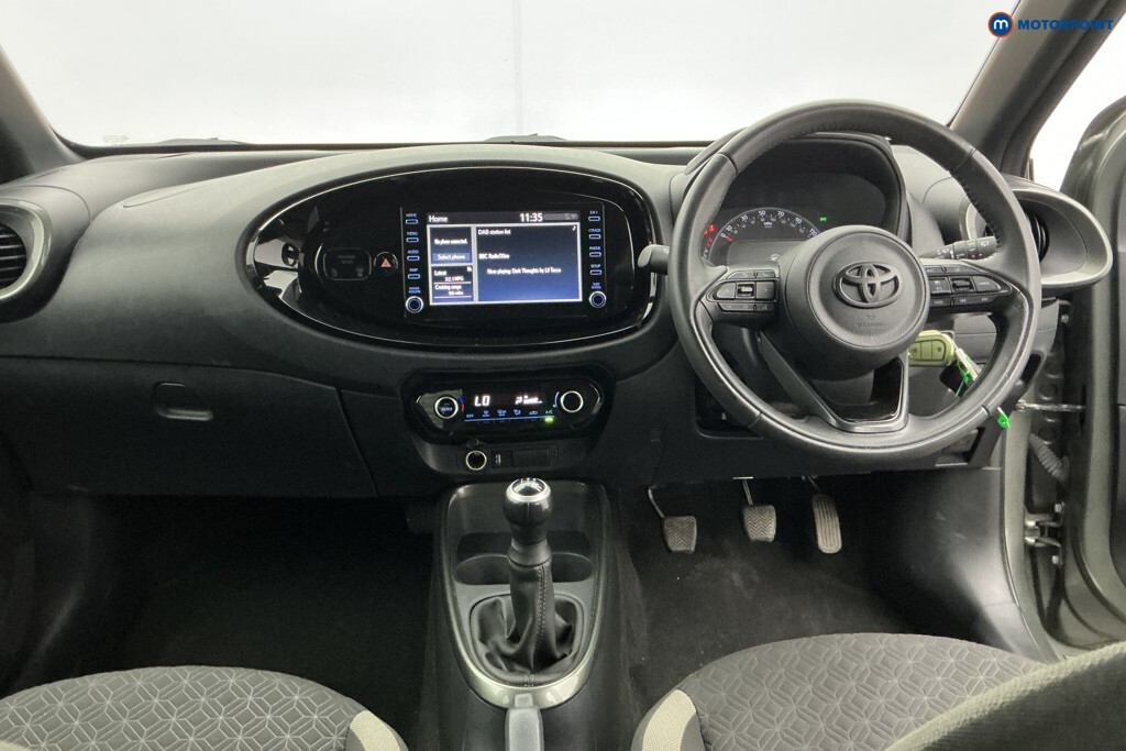 Toyota Aygo X 1.0 Vvt-i Edge Red #19