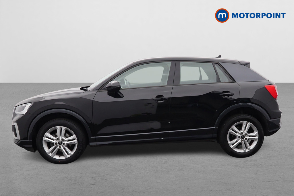 Audi Q2 35 Tfsi Sport YS23VHG Black #4