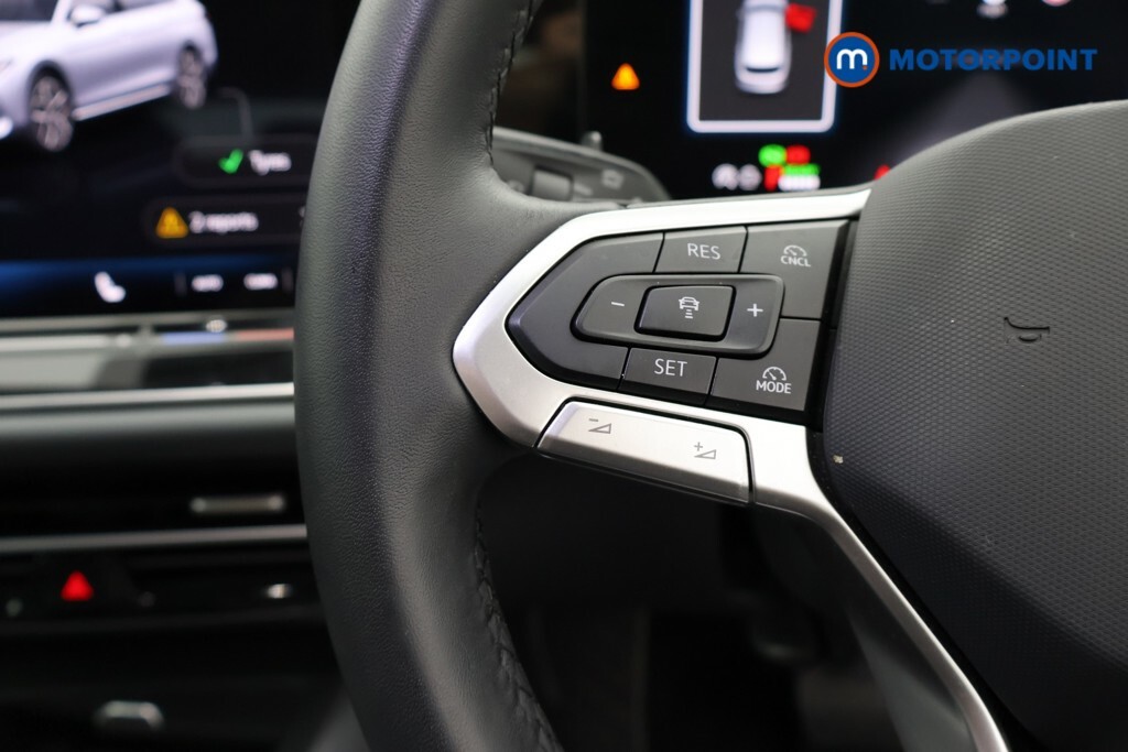 Volkswagen Passat 1.5 Tsi Ehybrid Life Dsg Black #11