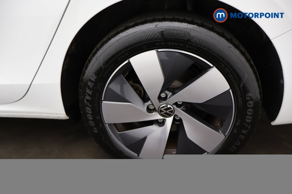 Volkswagen Passat 1.5 Tsi Ehybrid Life Dsg Black #23