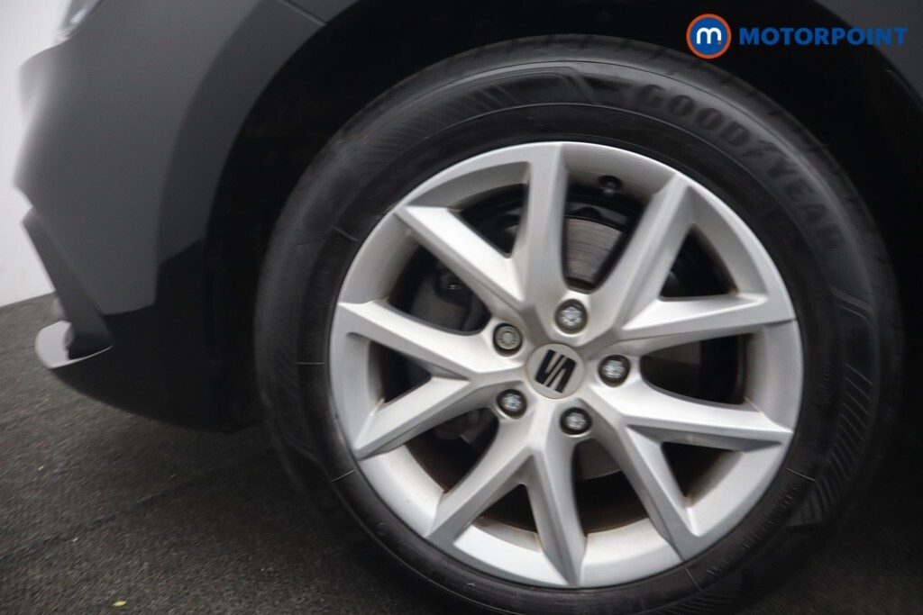 Seat Leon 1.5 Etsi Mhev Fr Estate Hybrid Dsg White #31