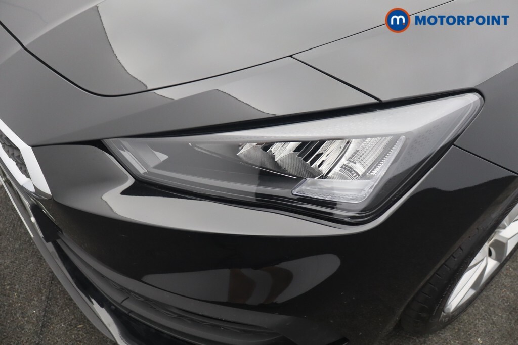 Seat Leon 1.5 Etsi Mhev Fr Estate Hybrid Dsg White #29