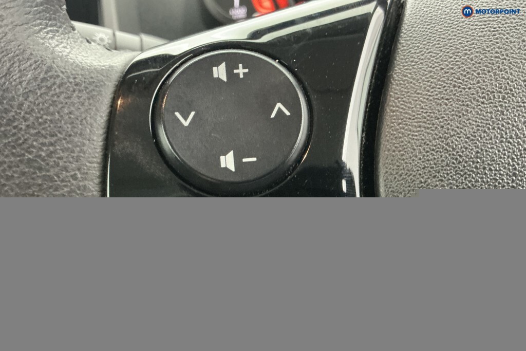 Toyota Aygo 1.0 Vvt-i X-play Red #20