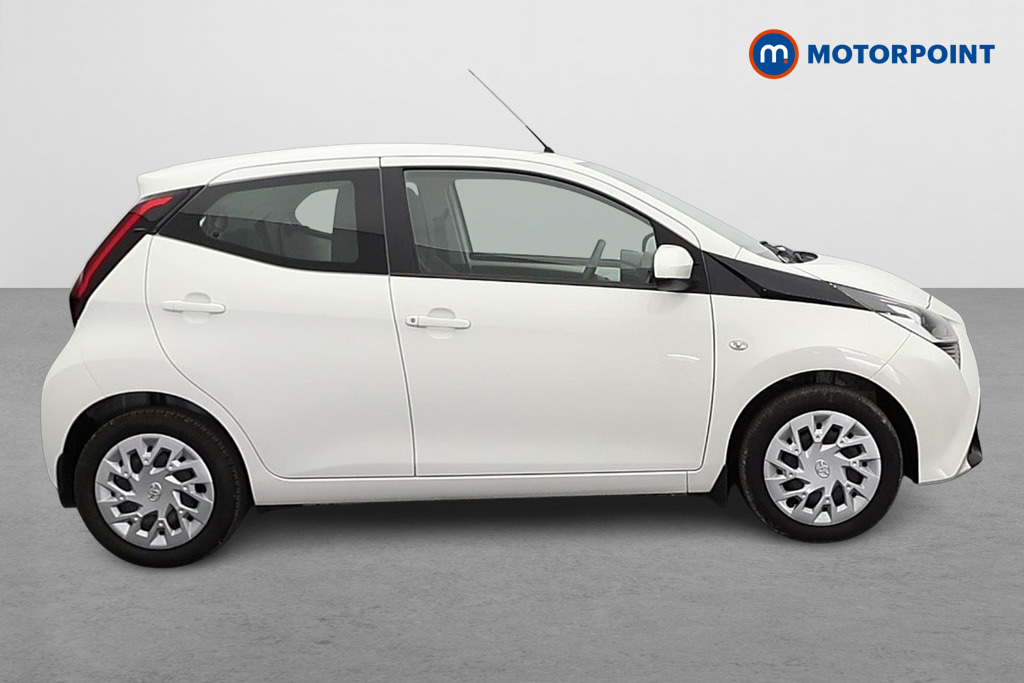 Toyota Aygo 1.0 Vvt-i X-play Red #5