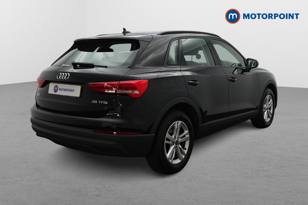 Audi Q3 35 Tfsi Technik Black #5