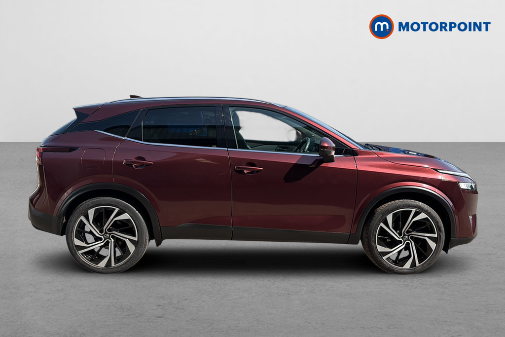 Nissan Qashqai 1.3 Dig-t Mh 158 Tekna-plus SN22BRP Red #4