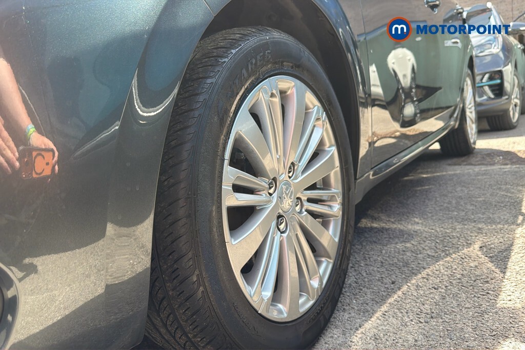 Peugeot 208 1.6 Thp Gti Prestige Black #24