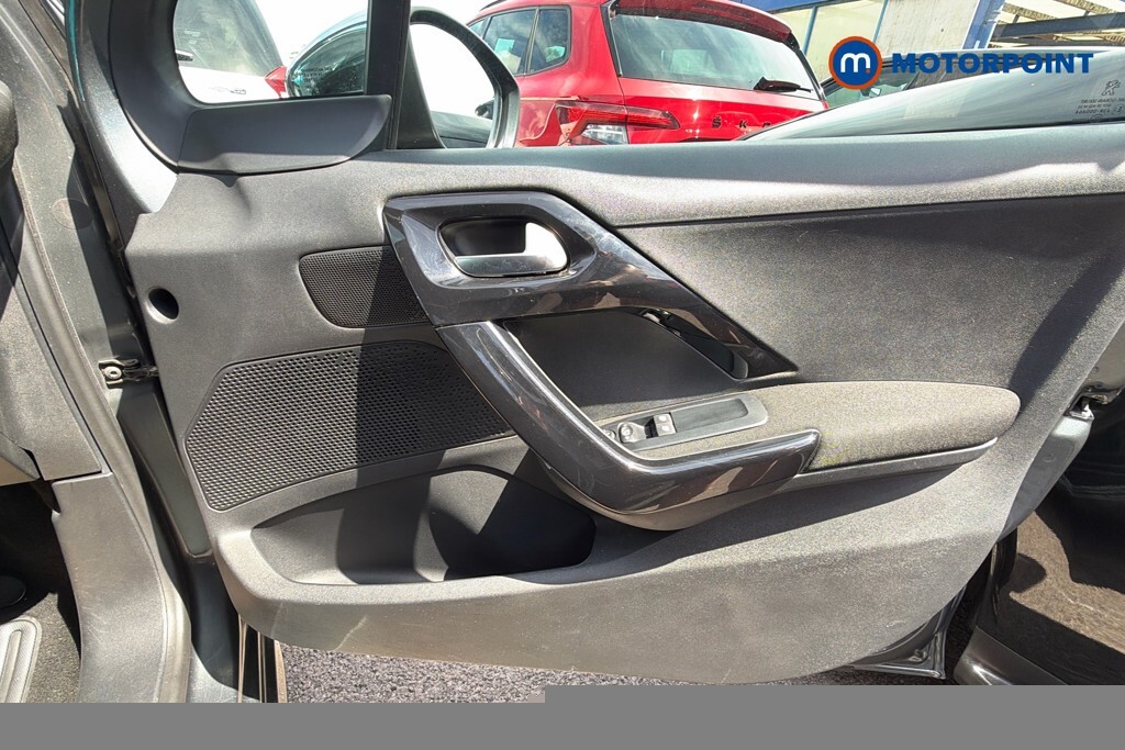 Peugeot 208 1.6 Thp Gti Prestige Black #15