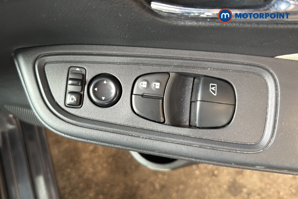 Nissan Micra Hatchback 1.2 Vibe Euro 6 201717 Grey #11