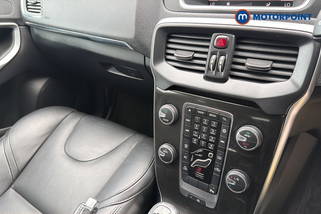 Volvo V40 T3 152 Inscription Geartronic  #14