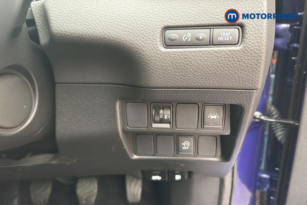 Nissan Qashqai 1.3 Dig-t N-connecta Blue #15