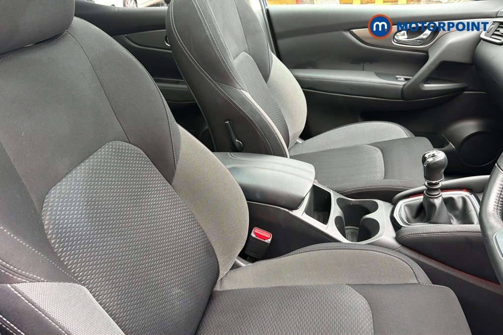 Nissan Qashqai 1.3 Dig-t N-connecta Blue #22