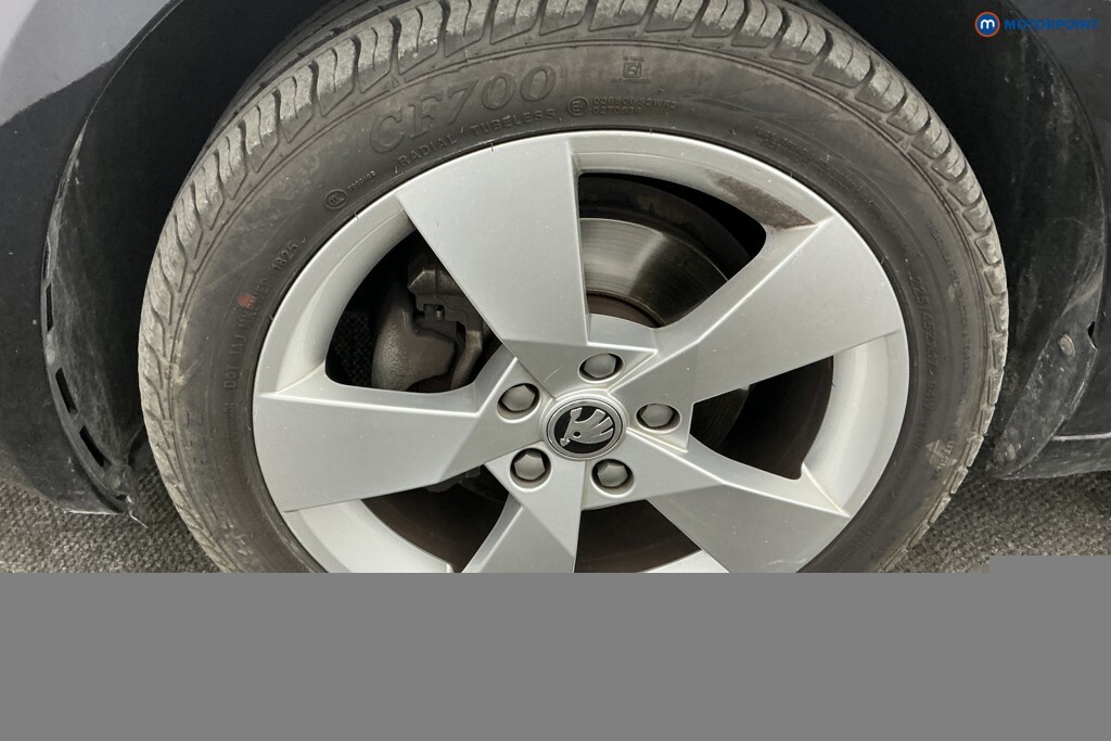 Skoda Octavia 1.5 Tsi Act Se Technology Estate Blue #40
