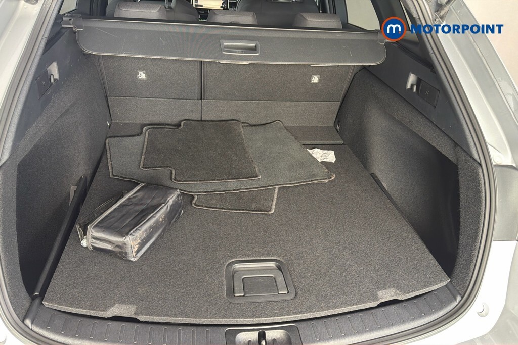 Suzuki Swace 1.8 Hybrid Sz-t Cvt White #19