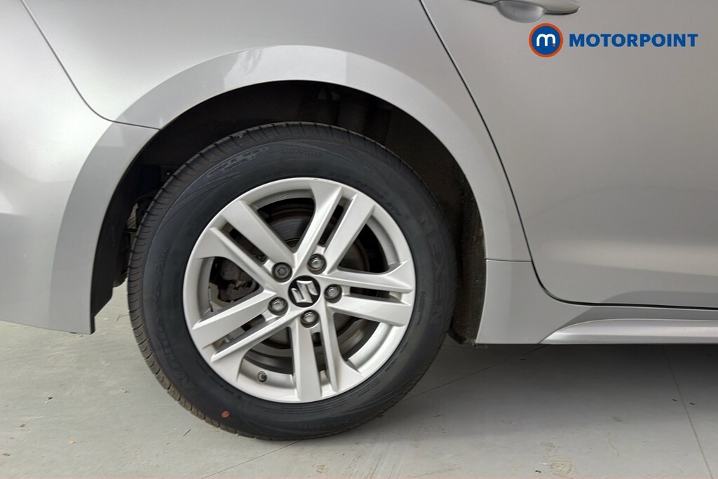 Suzuki Swace 1.8 Hybrid Sz-t Cvt White #22