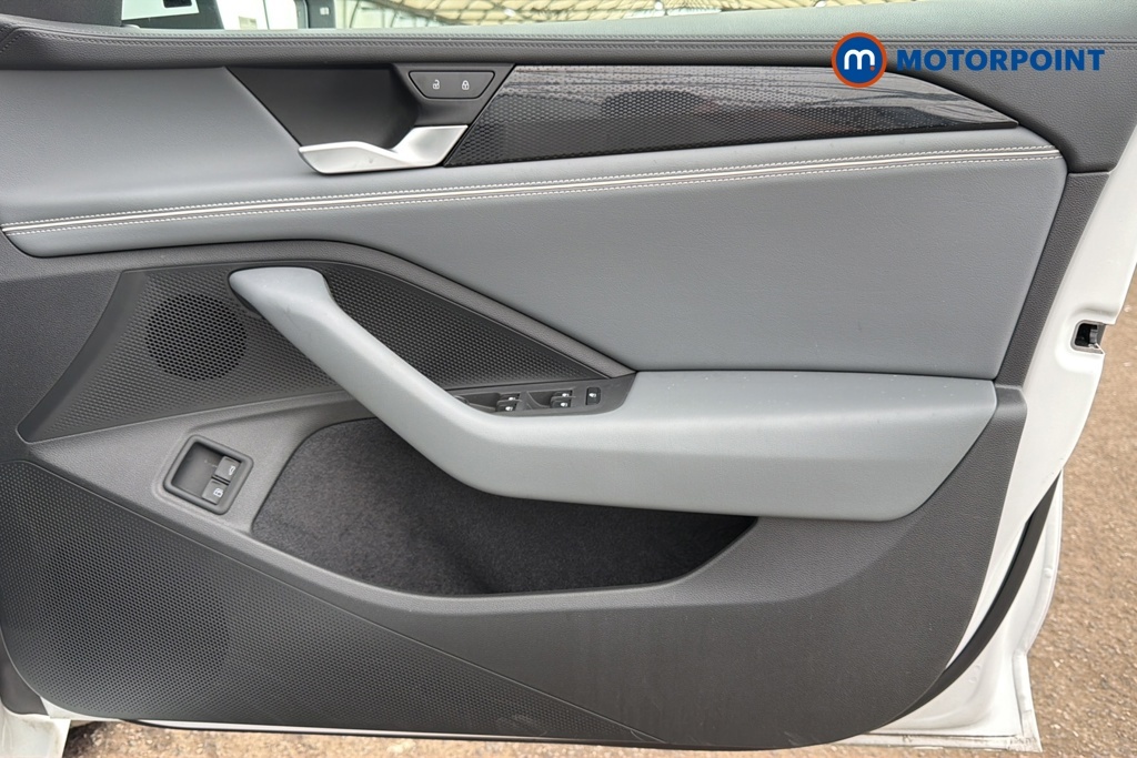 Volkswagen Passat 1.5 Tsi Ehybrid Life Dsg Grey #18