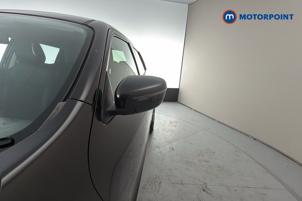 Nissan Juke 1.6 Bose Personal Edition Suv Eu Grey #36
