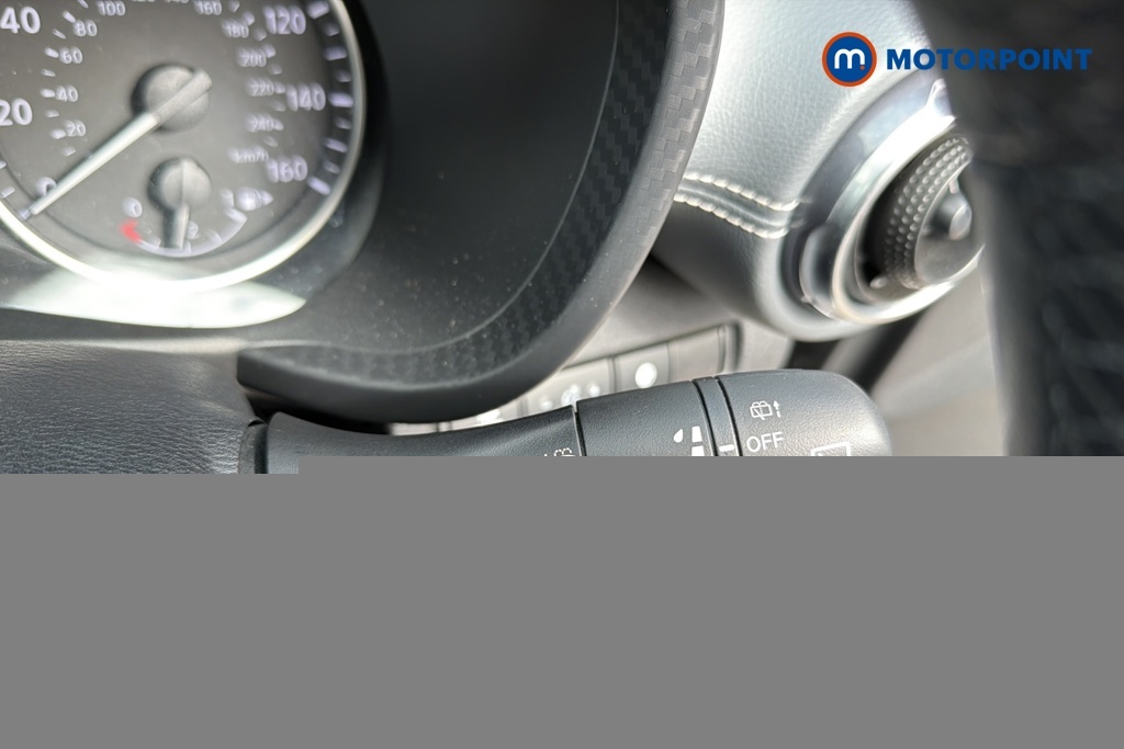 Nissan Juke 1.0 Dig-t N-connecta Suv Dct Euro Black #9