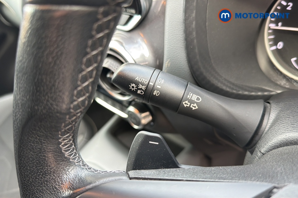 Nissan Juke 1.0 Dig-t N-connecta Suv Dct Euro Black #8