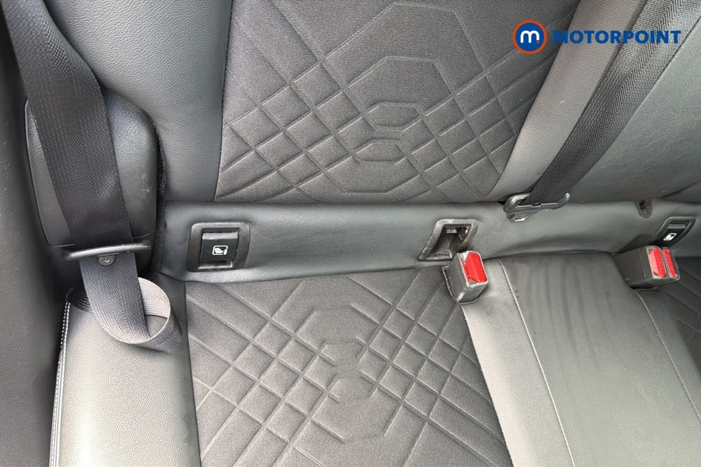 Nissan Juke 1.0 Dig-t N-connecta Suv Dct Euro Black #19