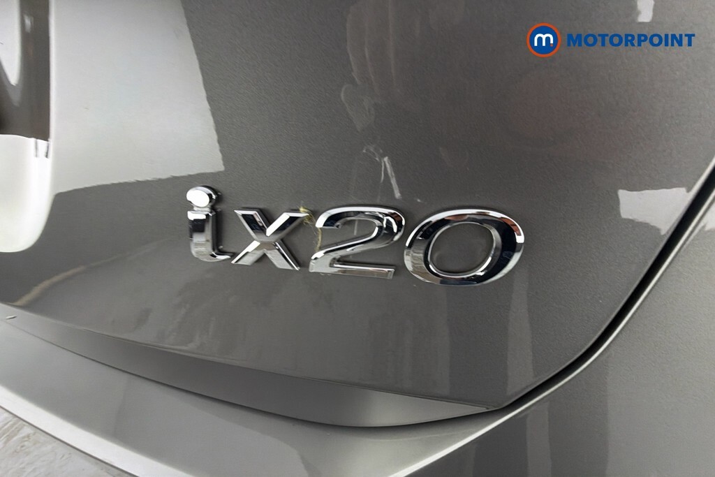 Hyundai Ix20 1.6 Se Nav Hatchback Euro 6 125 Red #27