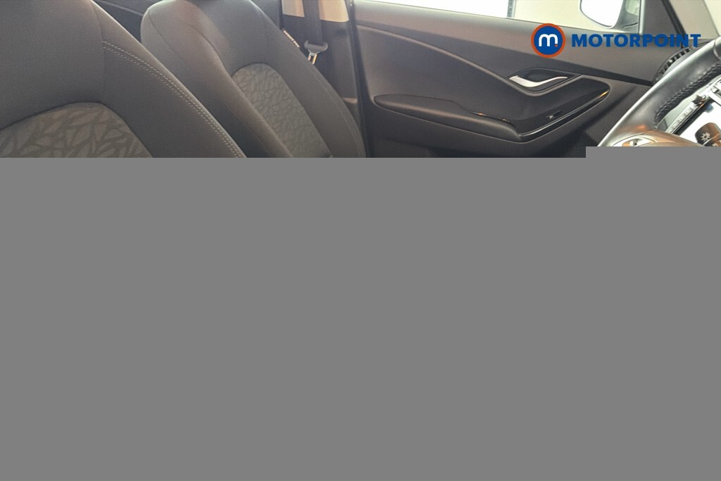 Hyundai Ix20 1.6 Se Nav Hatchback Euro 6 125 Red #23