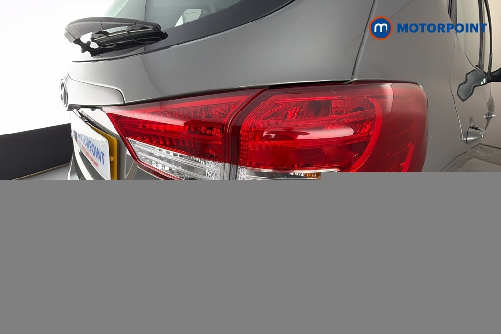 Hyundai Ix20 1.6 Se Nav Hatchback Euro 6 125 Red #28