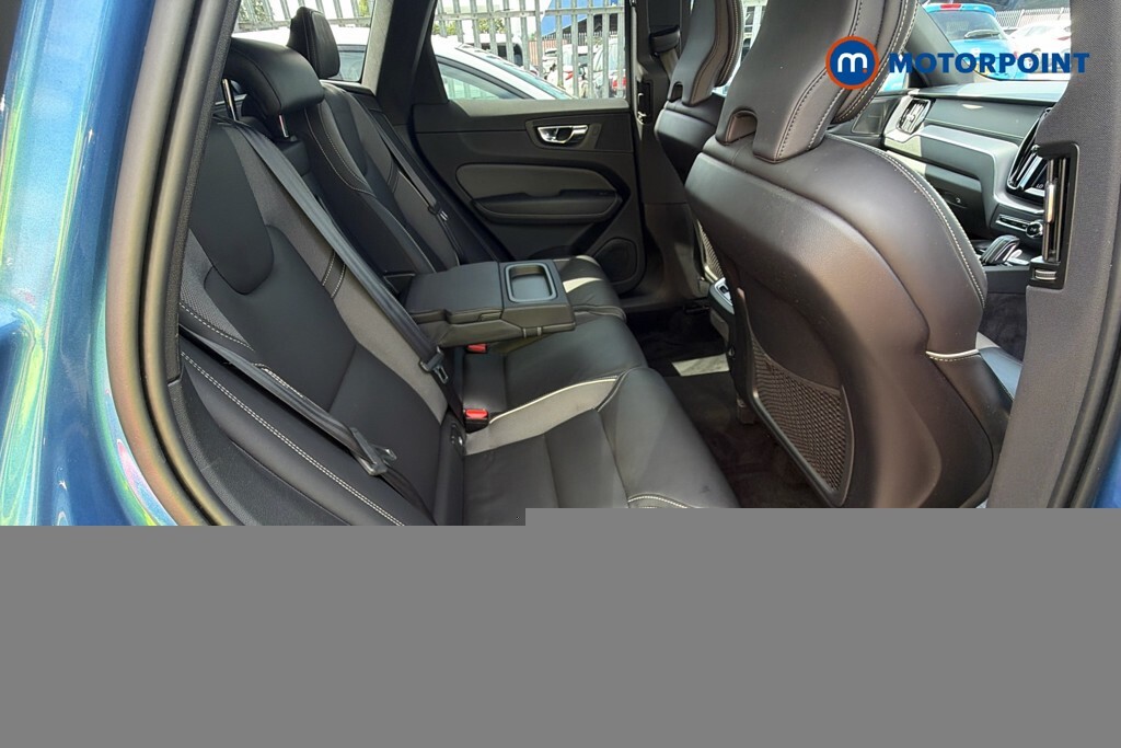 Volvo XC60 2.0 Recharge T8 Inscription Pro Awd 385 Bhp Black #10