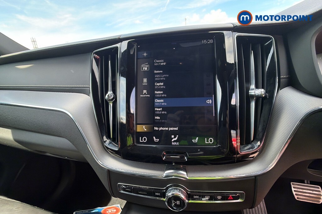 Volvo XC60 2.0 Recharge T8 Inscription Pro Awd 385 Bhp Black #7