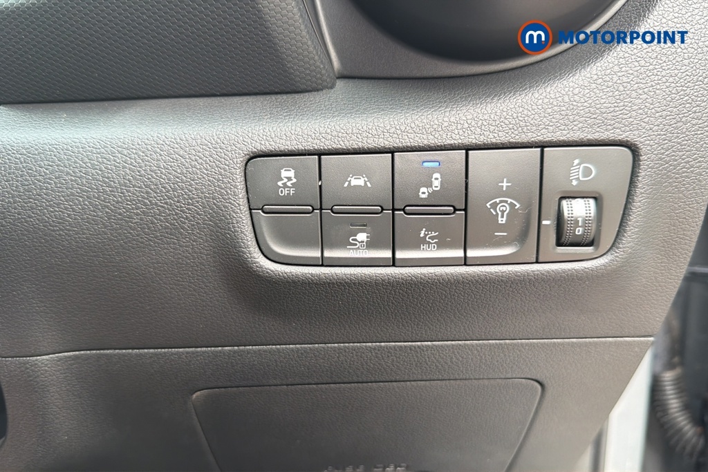 Hyundai Kona 1.0 Tgdi 48V Mhev Red #15