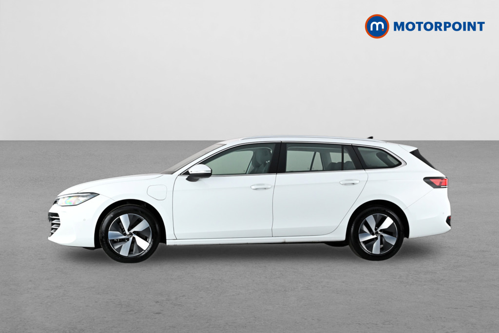 Volkswagen Passat 1.5 Tsi Ehybrid Life Dsg White #4