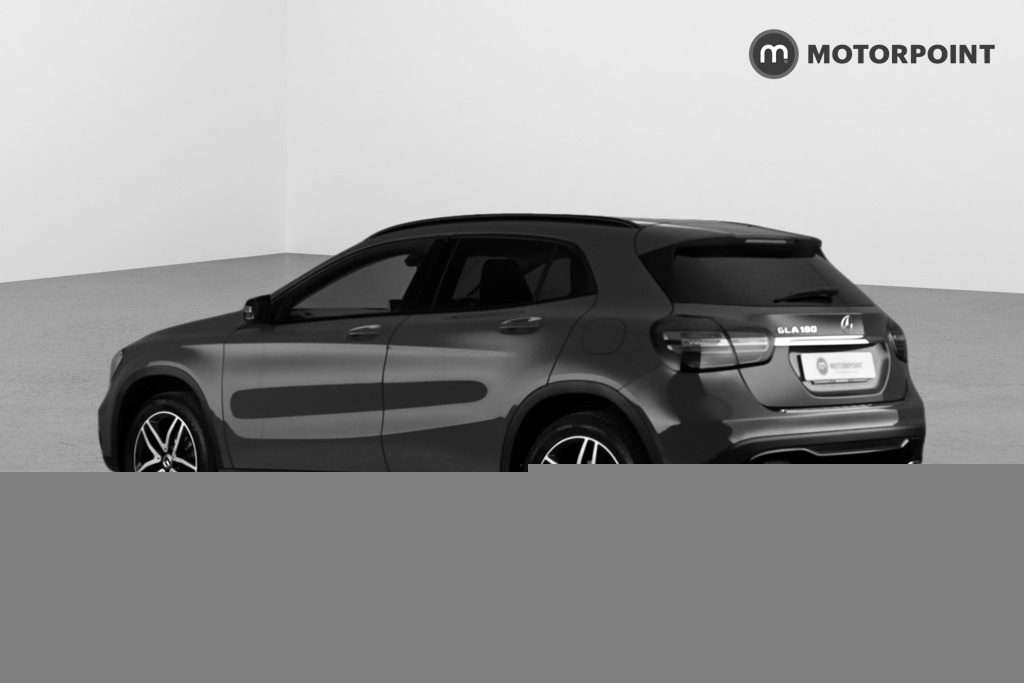 Mercedes-Benz GLA Class Gla 180 Urban Edition Red #5