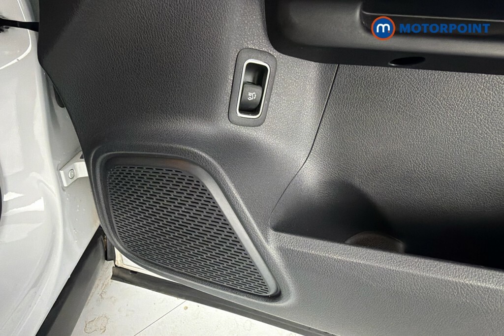 Mercedes-Benz GLA Class Mercedes-benz Gla 1.3 250E 15.6Kwh Exclusive Editi Black #25