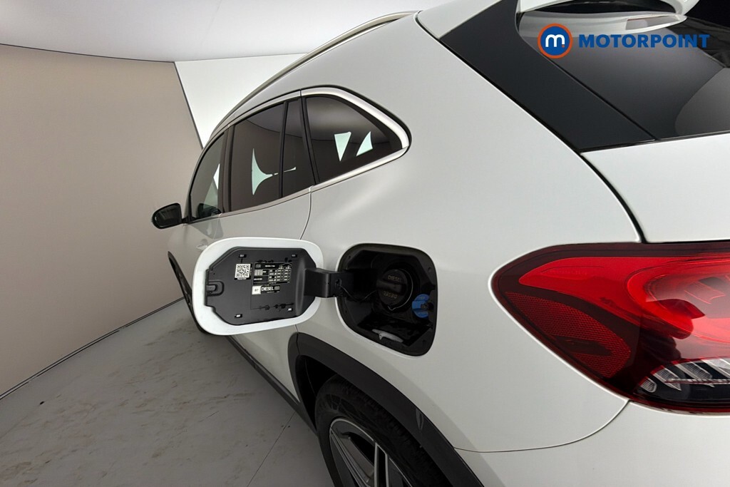 Mercedes-Benz GLA Class Mercedes-benz Gla 1.3 250E 15.6Kwh Exclusive Editi Black #37