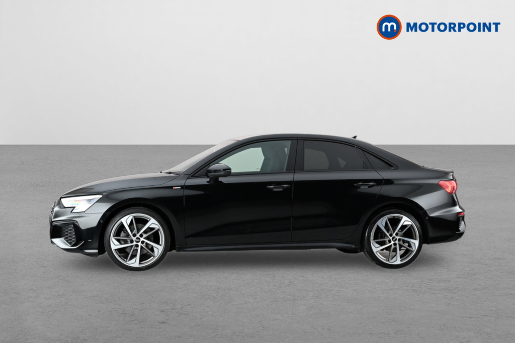 Audi A3 35 Tfsi Edition 1 S Tronic Black #4